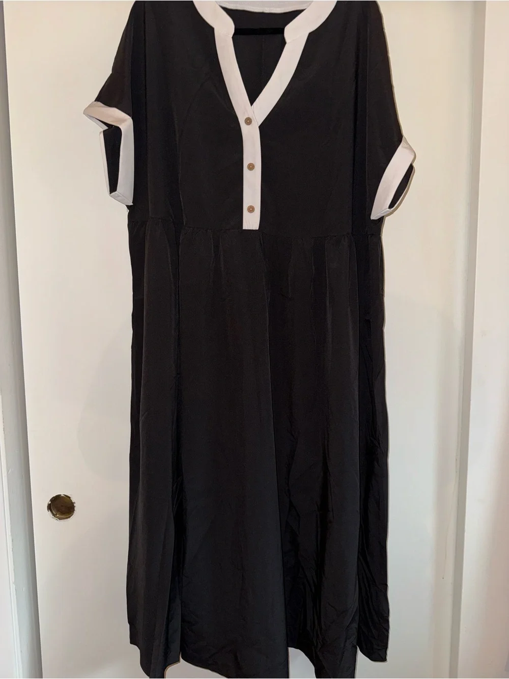 SHEIN Black Maxi Dress with White Contrast Trim